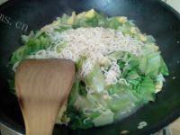 家常虾香青菜鸡蛋面做法图解12)