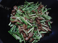 家常菜蒜薹炒肉