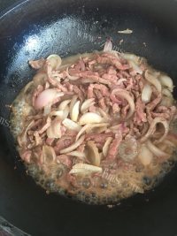 简单的红烧牛肉做法图解4)