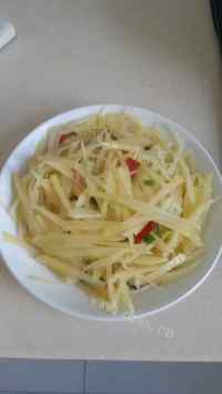 家常菜酸辣土豆丝