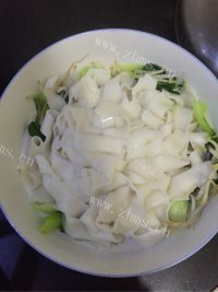 唇齿留香的油泼面做法图解4)