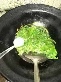 家常菜爆炒油麦菜