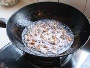 蘑菇肉片做法图解2)