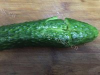 色香味俱全的凉拌黄瓜做法图解2)