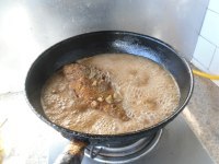 家常菜酱焖黄花鱼做法图解12)