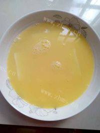 味道不错的豆腐蒸蛋做法图解2)