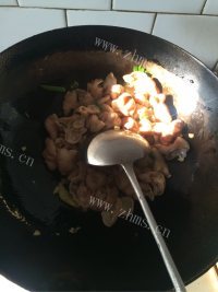 家常菜爆炒肥肠做法图解4)
