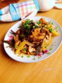 美味的红烧鲤鱼块