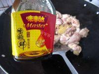 家常菜栗子焖鸡做法图解8)