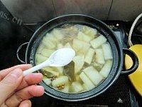 家常菜牛肉萝卜煲做法图解10)