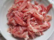 好吃的豇豆肉丝做法图解2)