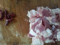 美味的瓜圃豆豉焖肉做法图解1)