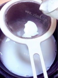 好吃的杏仁豆腐做法图解4)