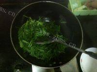美味的炒韭菜做法图解3)