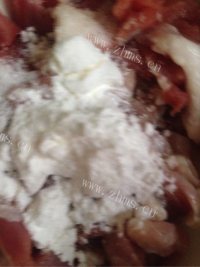 家常菜香菜炒肉丝做法图解4)