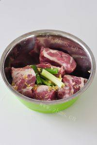 易做的叉烧肉做法图解2)