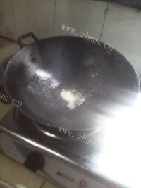 家常菜虾皮炒包菜做法图解2)