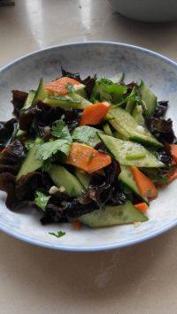 家常菜木耳拌黄瓜