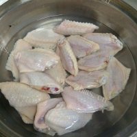 美味的可乐鸡翅做法图解1)