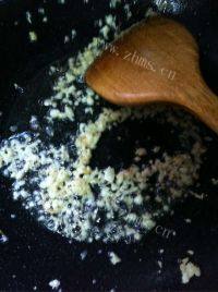 「念念不忘」香酥虾做法图解11)