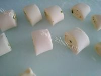 玉盘珍馐的花卷做法图解7)