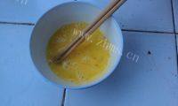 自制紫菜包饭做法图解4)