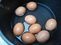 简易的咖喱鸡蛋的做法图解二