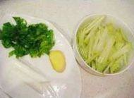 易做的鲫鱼豆腐汤做法图解1)