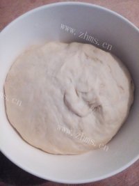美味的香菇肉包做法图解4)