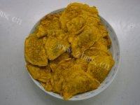 自己做的鸡蛋饺