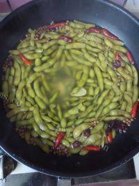 下酒菜盐水毛豆做法图解9)