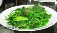 家常菜炒菠菜