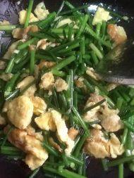 韭菜花炒蛋自制
