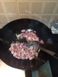 滋补的西红柿牛腩做法图解2)
