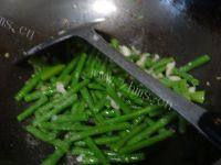 家常菜蒜泥豆角做法图解9)