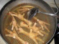 「DIY美食」泡椒鸡爪做法图解2)