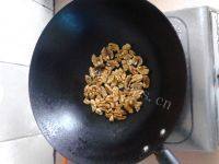 绿色食物核桃芝麻糊做法图解4)