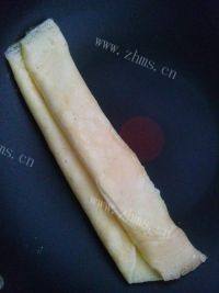 自制煎鸡蛋卷做法图解4)