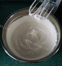 自制奶油水果蛋糕做法图解4)