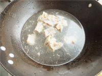 健康美食海带排骨汤的做法图解五