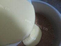 家庭版巧克力乳酪蛋糕做法图解13)