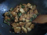 色味俱佳的酱土豆做法图解6)