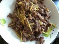 口感好的芹菜炒牛肉做法图解9)