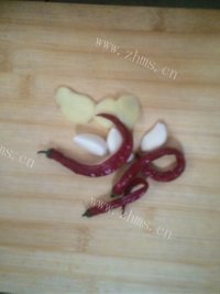 美味的家常泡酸豆角做法图解3)