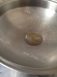 自制韭菜墨鱼仔做法图解5)