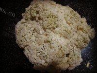 简单版菜花炒肉做法图解1)