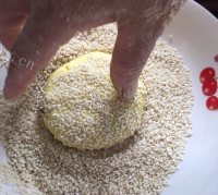 美味的炸南瓜饼做法图解5)