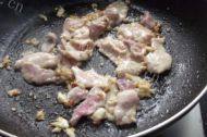 家常菜苦瓜炒肉片做法图解4)