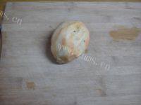 美味早餐红薯玉米面粥做法图解1)