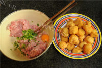 家常菜油豆腐塞肉做法图解1)